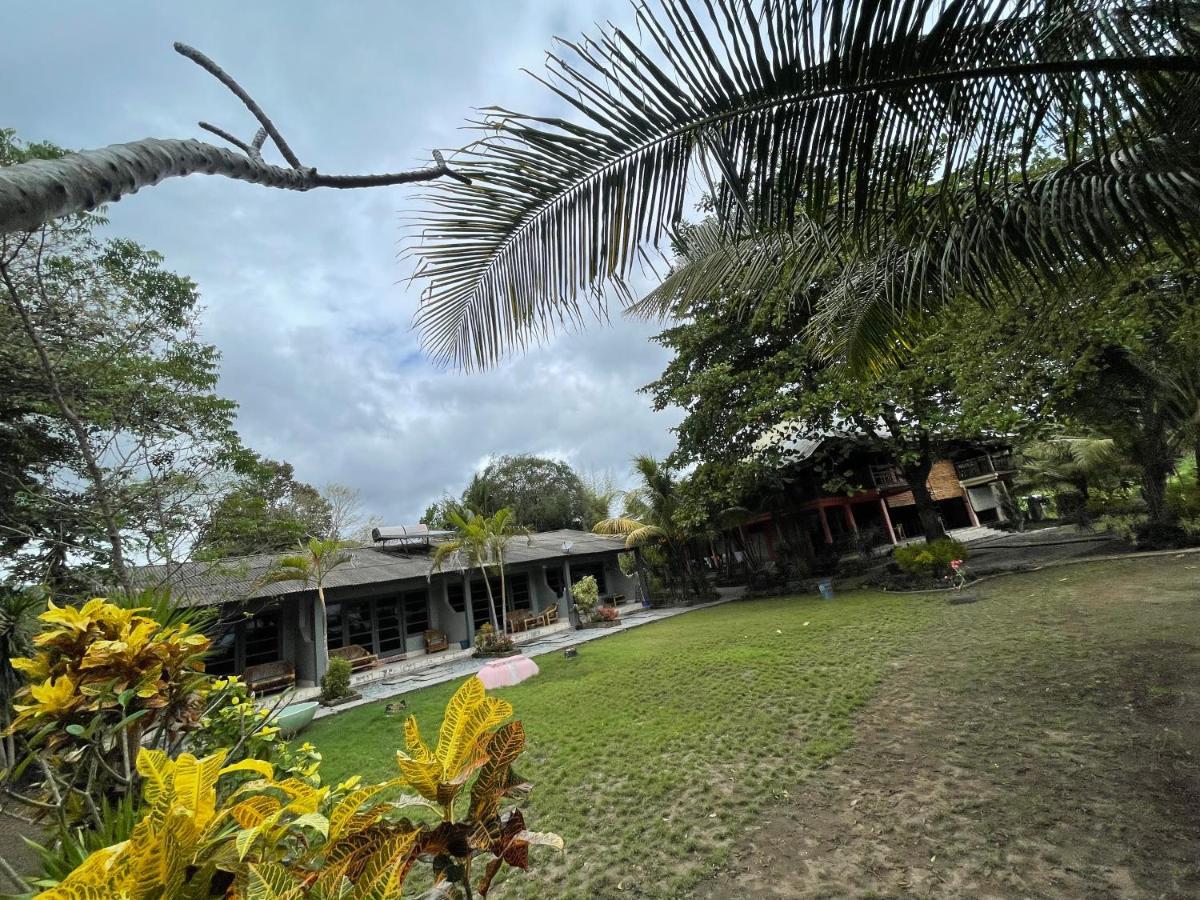 Supersuck Hotel Maluk Ngoại thất bức ảnh