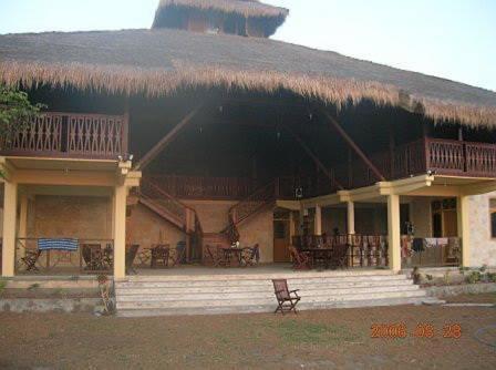 Supersuck Hotel Maluk Ngoại thất bức ảnh